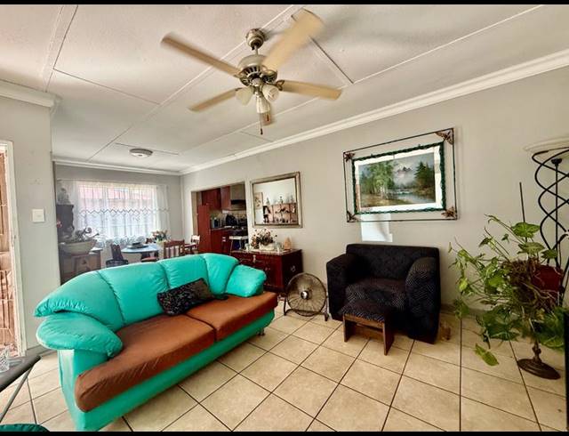 3 BEDROOM HOUSE FOR SALE IN VANDERBIJLPARK CW 5